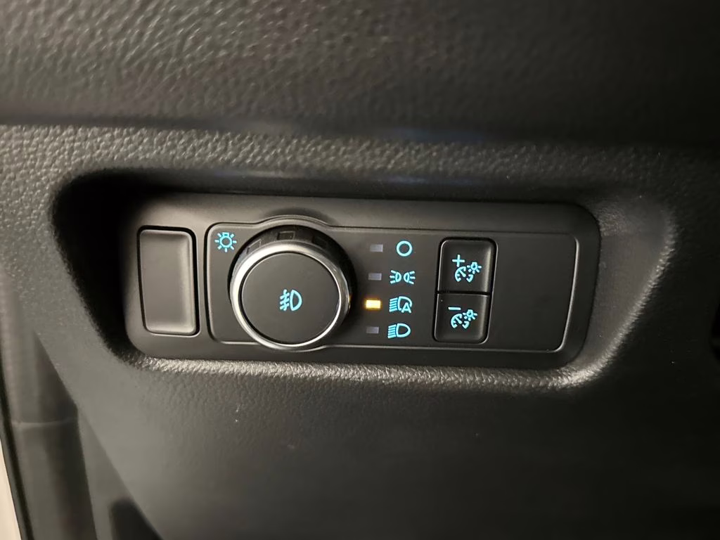 2026 Oxford White Ford Ranger Lariat 4X4 Truck