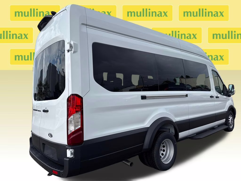 2026 Oxford White Ford Transit-350 XL RWD Crossover