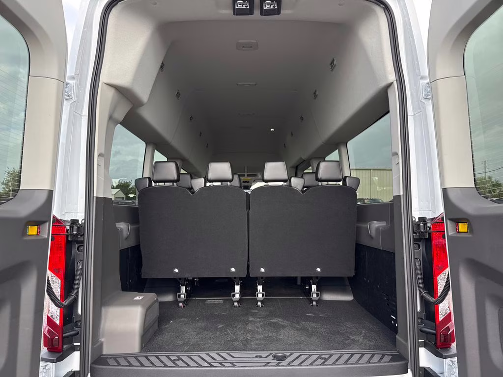 2026 Oxford White Ford Transit-350 XL RWD Crossover