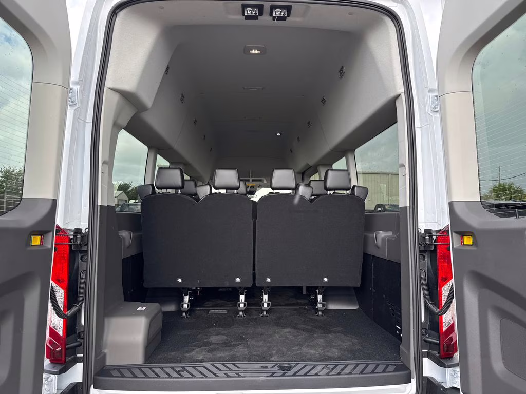 2026 Oxford White Ford Transit-350 XL RWD Crossover