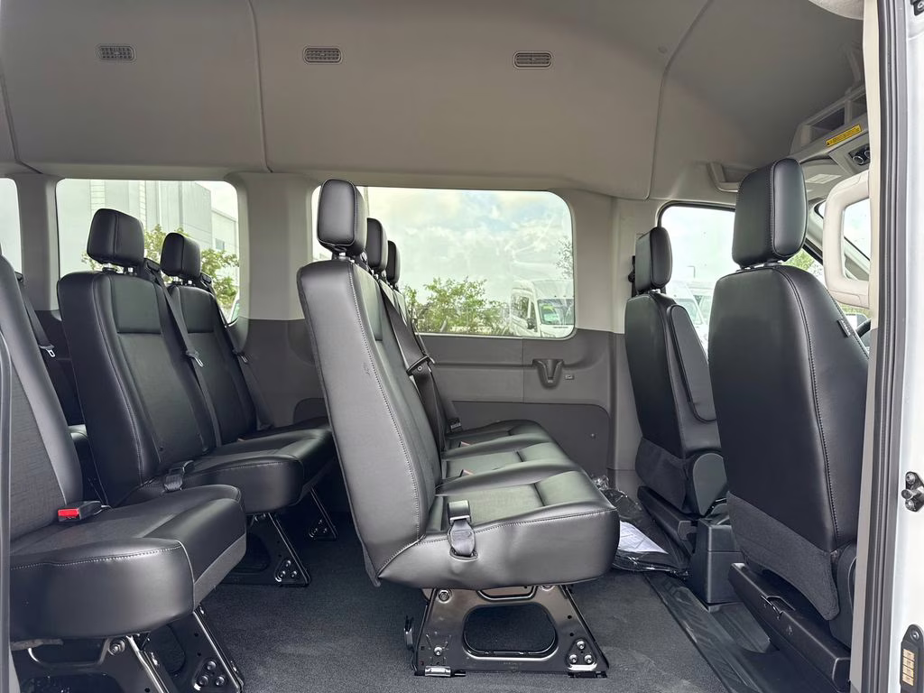 2026 Oxford White Ford Transit-350 XL RWD Crossover