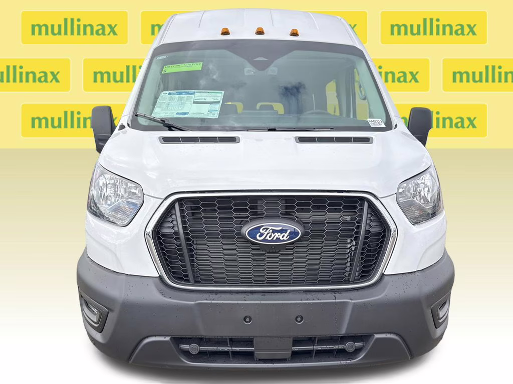 2026 Oxford White Ford Transit-350 XL RWD Crossover