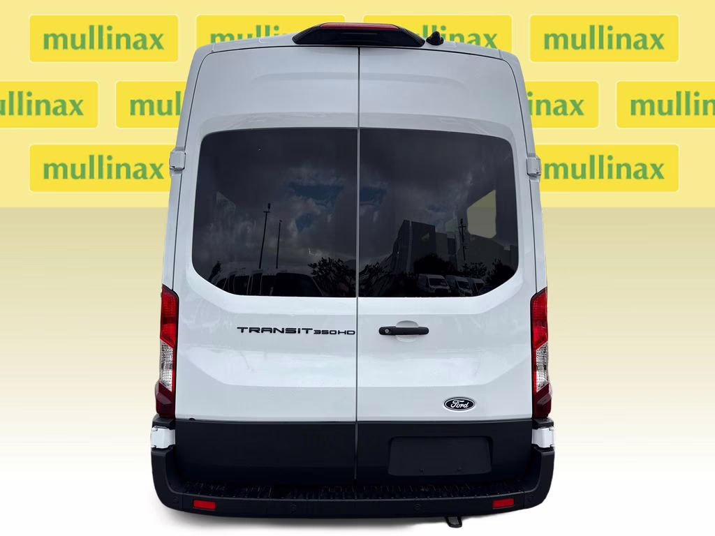 2026 Oxford White Ford Transit-350 XL RWD Crossover