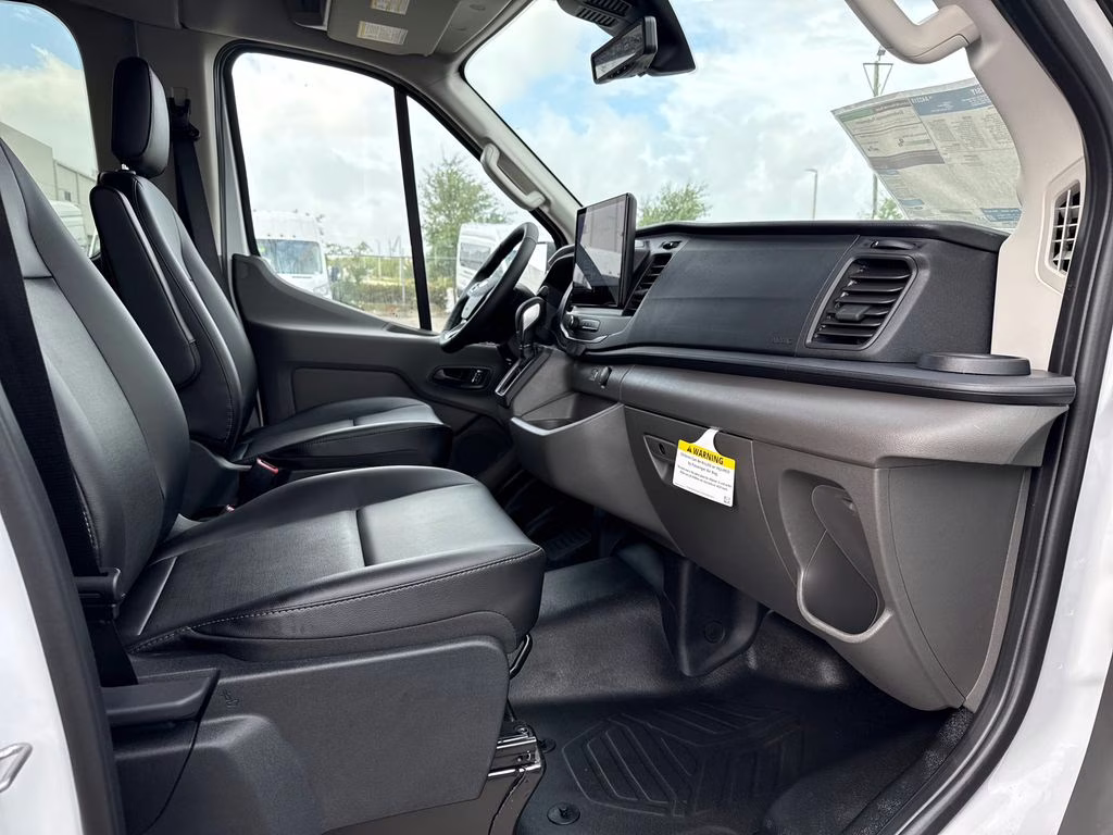 2026 Oxford White Ford Transit-350 XL RWD Crossover