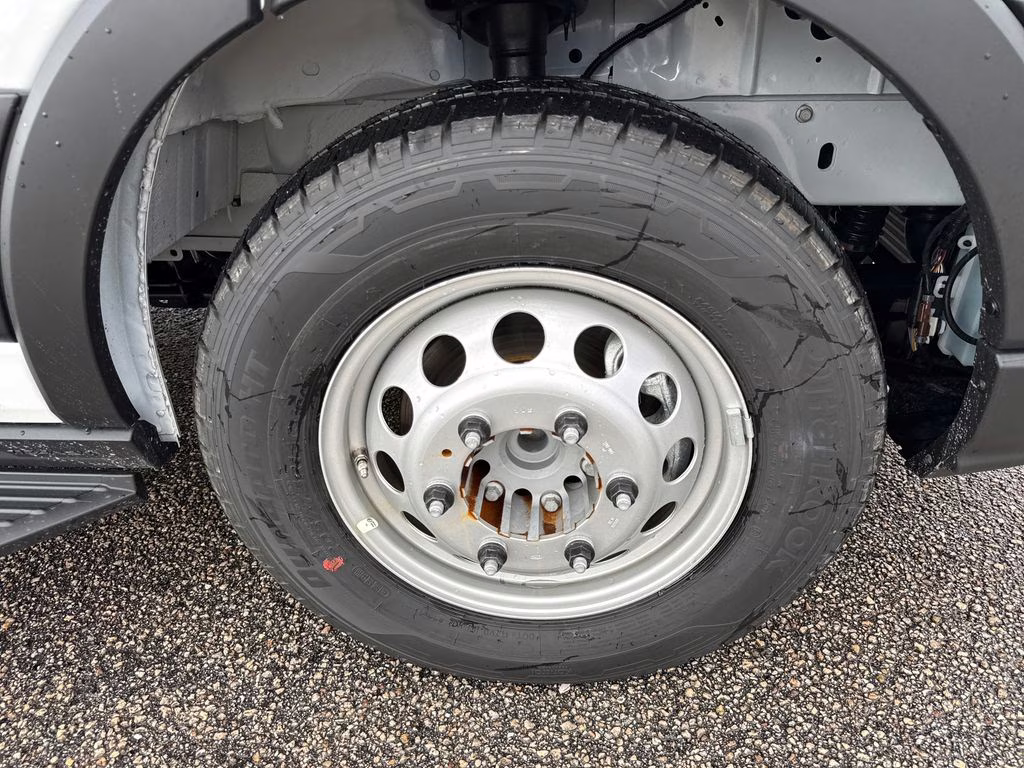 2026 Oxford White Ford Transit-350 XL RWD Crossover