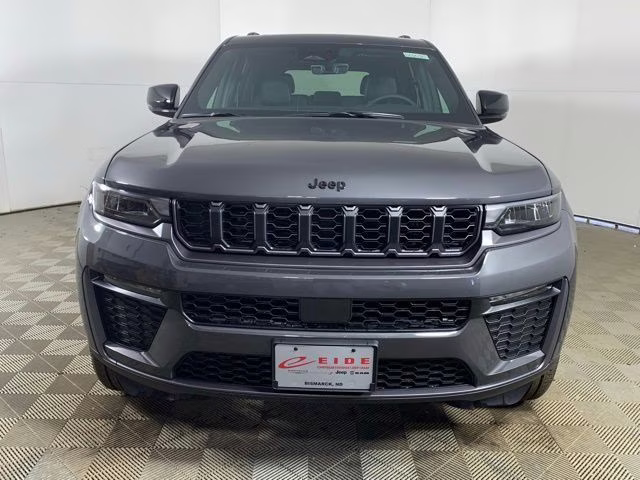2026 Baltic Gray Metallic Clearcoat Jeep Grand Cherokee Limited 4X4 SUV