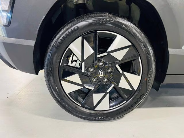 2025 Mirage Green Hyundai Kona SEL FWD SUV