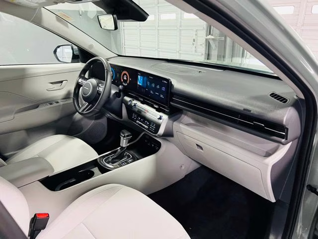 2025 Mirage Green Hyundai Kona SEL FWD SUV