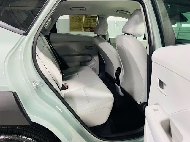 2025 Mirage Green Hyundai Kona SEL FWD SUV