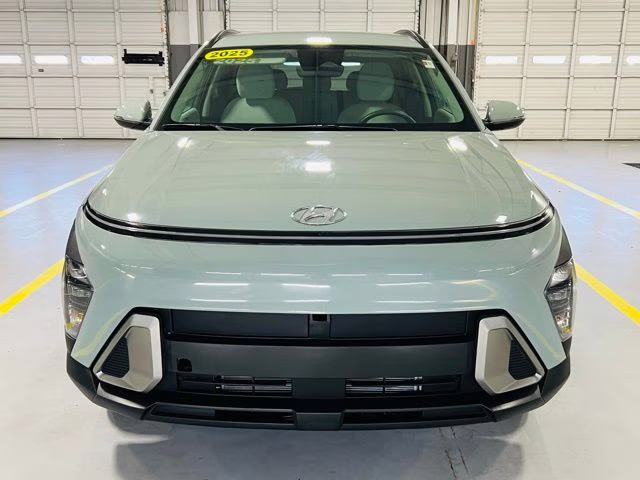 2025 Mirage Green Hyundai Kona SEL FWD SUV