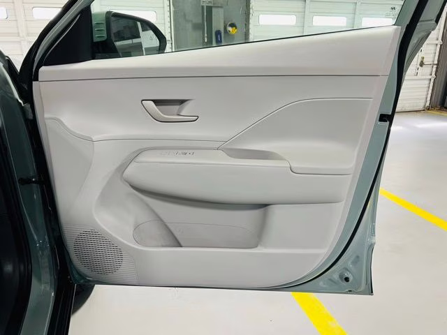 2025 Mirage Green Hyundai Kona SEL FWD SUV