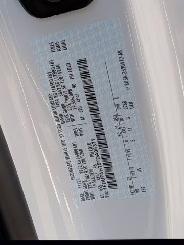 2026 Oxford White Ford Super Duty F-450 DRW XL 4X4 Truck