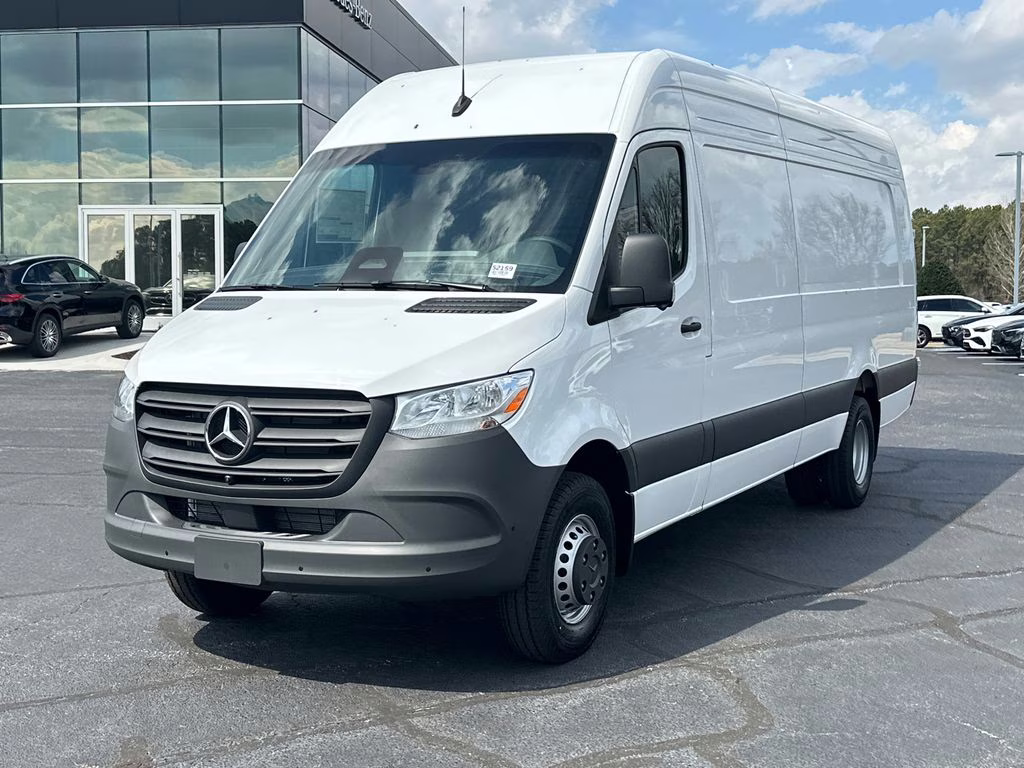 2026 Arctic Mercedes-Benz Sprinter 3500 Cargo 170 WB RWD Van
