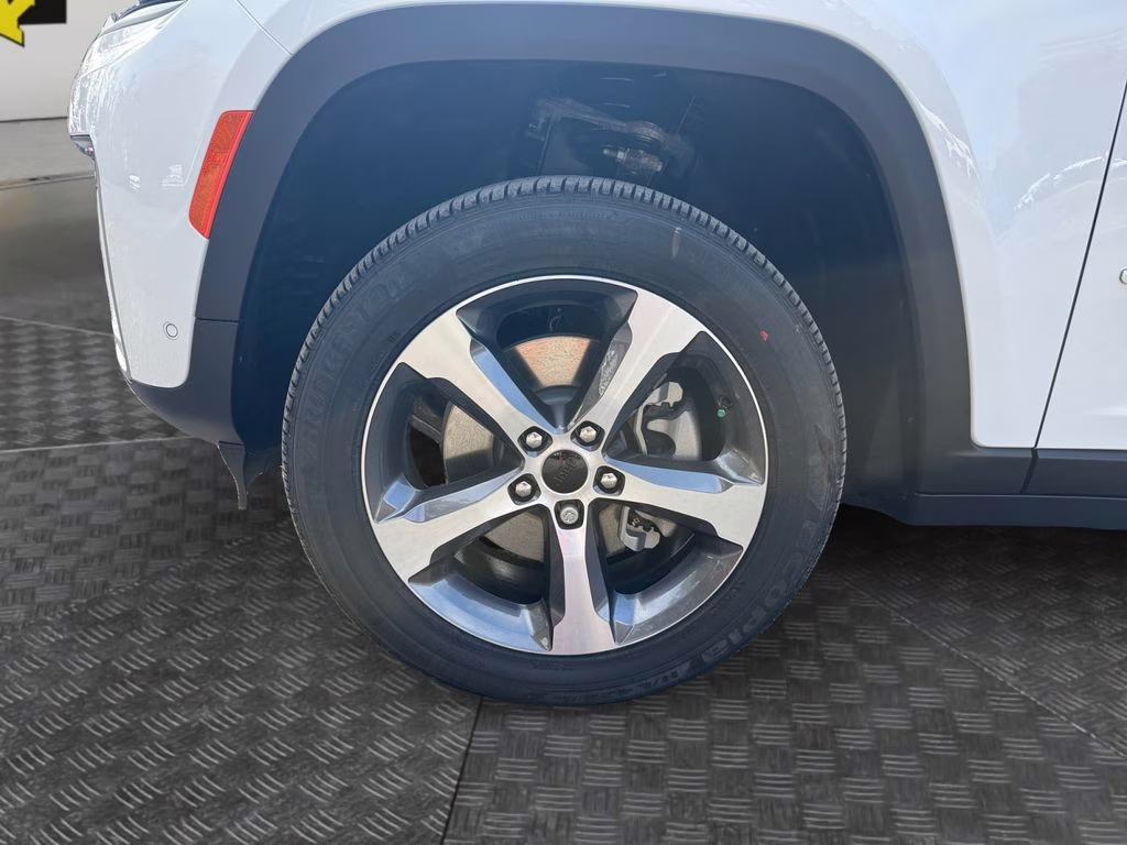 2026 Bright White Clearcoat Jeep Grand Cherokee L Limited RWD SUV