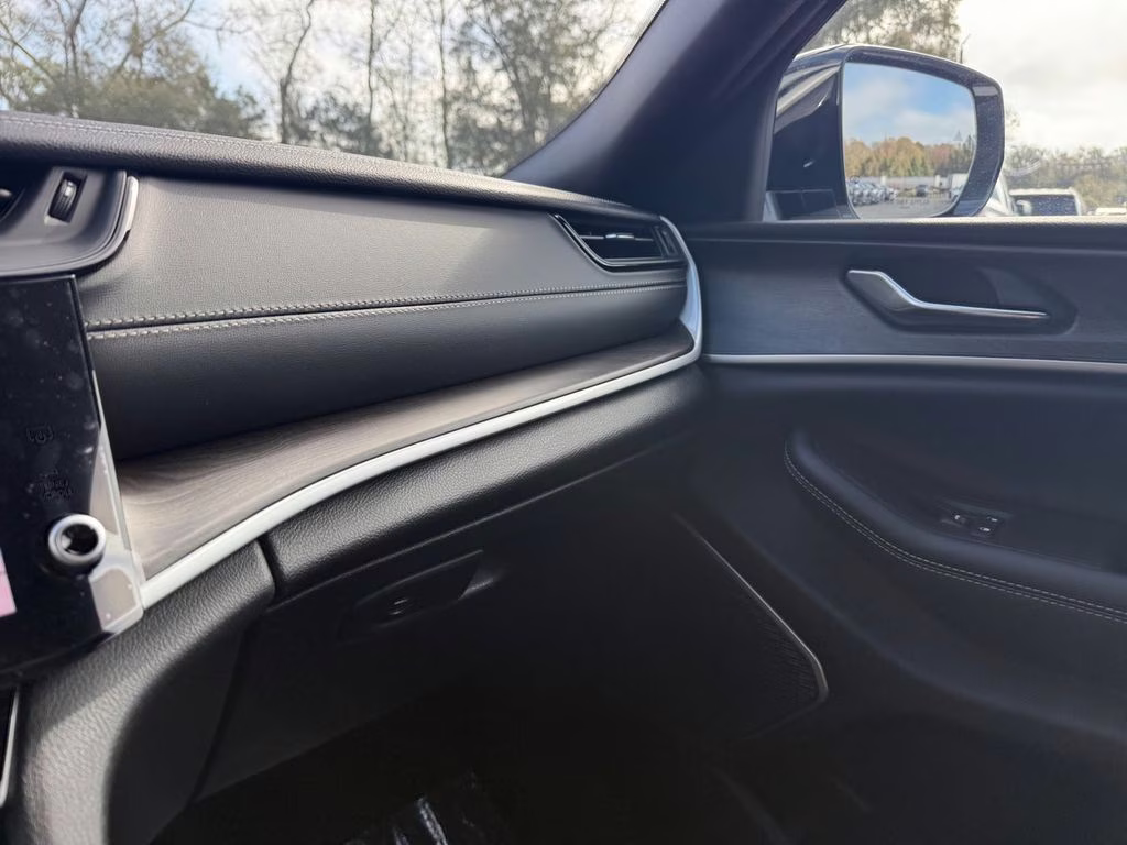 2026 Bright White Clearcoat Jeep Grand Cherokee L Limited RWD SUV