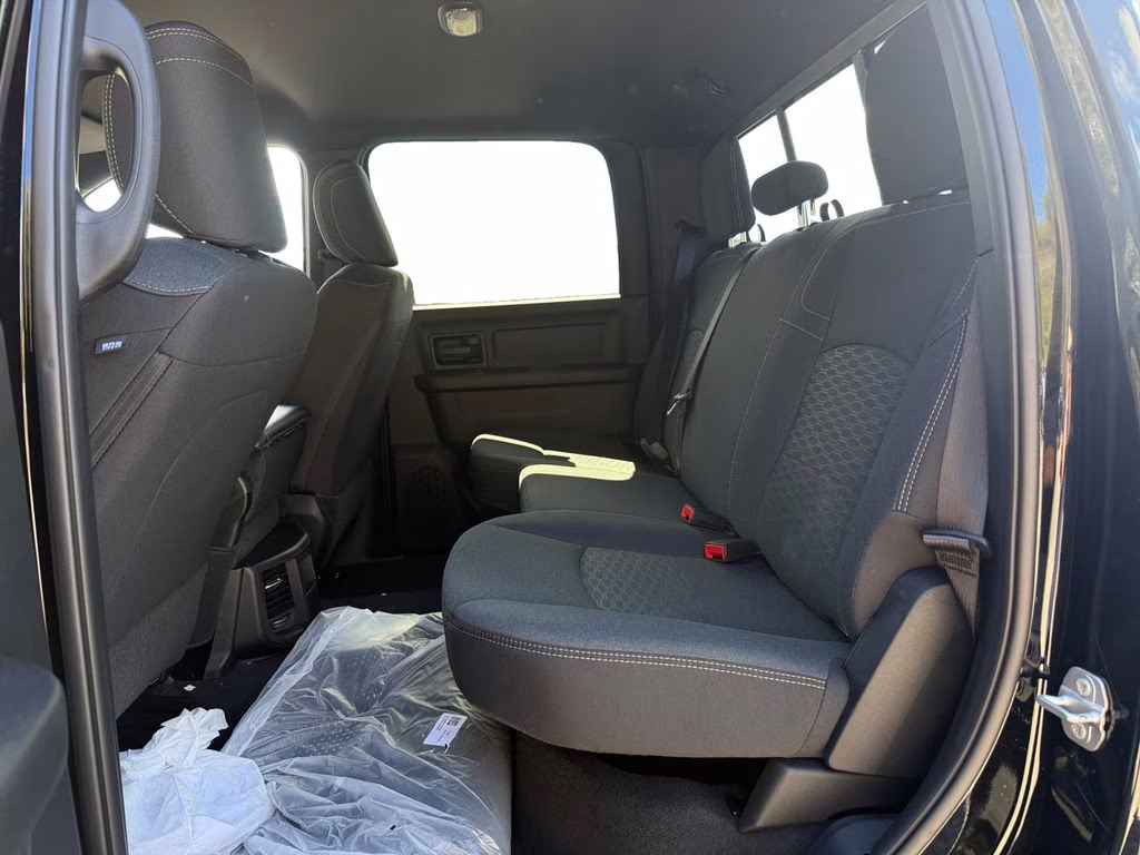 2026 Diamond Black Crystal Pearlcoat Ram 2500 Tradesman 4X4 Truck