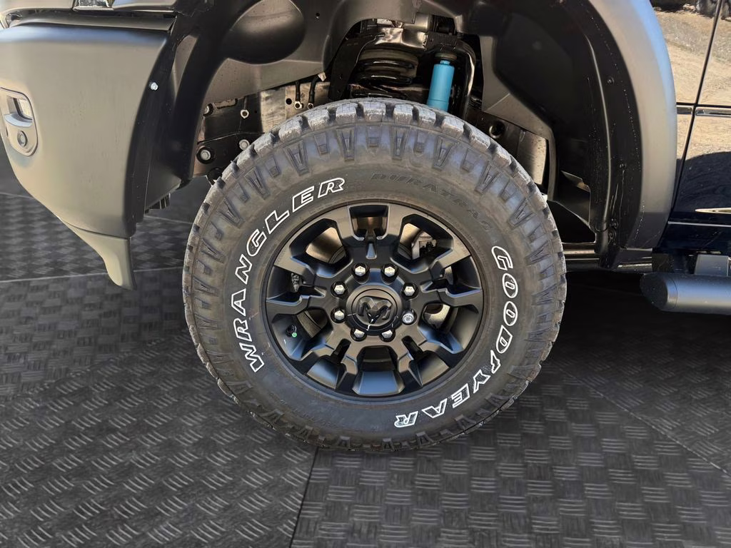 2026 Diamond Black Crystal Pearlcoat Ram 2500 Tradesman 4X4 Truck