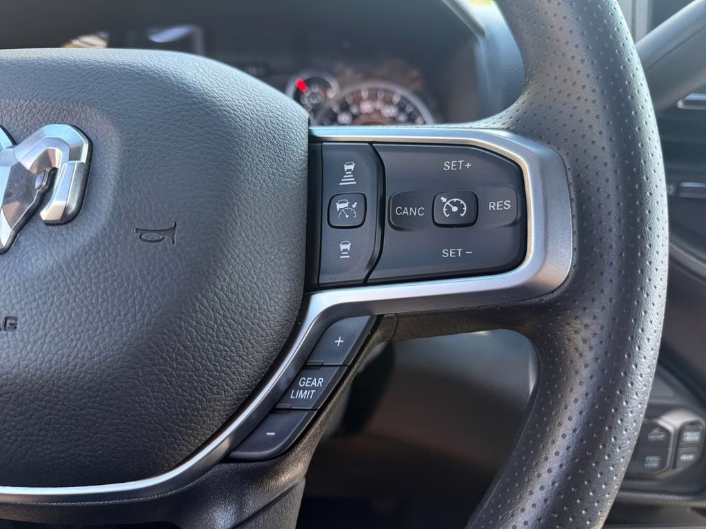 2026 Diamond Black Crystal Pearlcoat Ram 2500 Tradesman 4X4 Truck