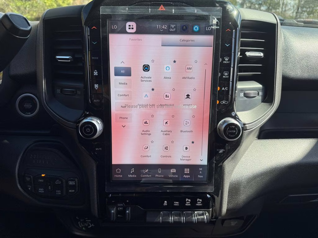 2026 Diamond Black Crystal Pearlcoat Ram 2500 Tradesman 4X4 Truck