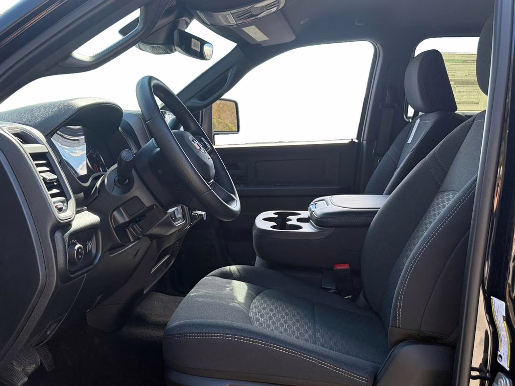 2026 Diamond Black Crystal Pearlcoat Ram 2500 Tradesman 4X4 Truck