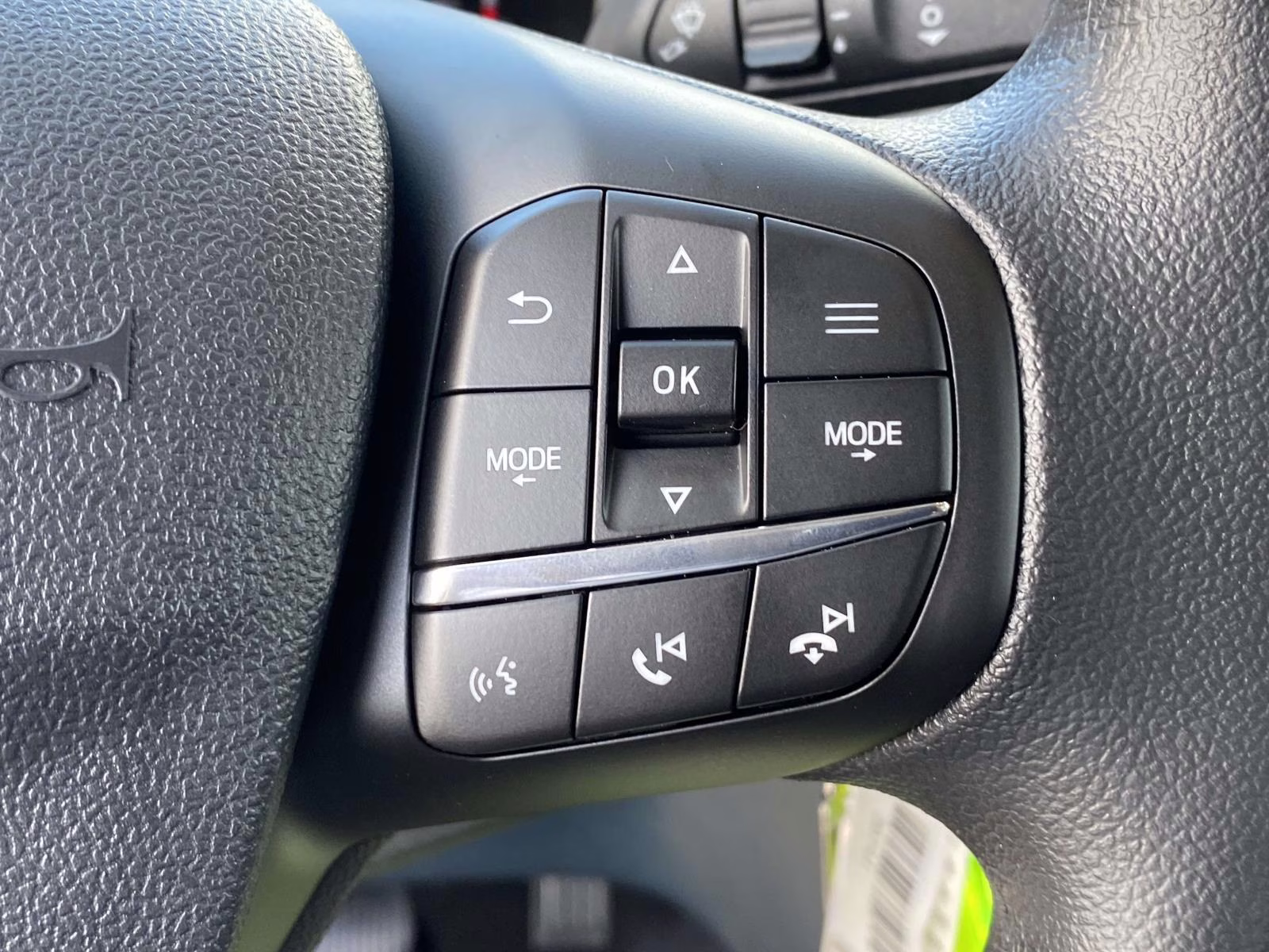 2026 Shadow Black Ford Maverick XL AWD Truck