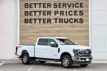 2020 Oxford White Ford Super Duty F-250 SRW Lariat 4X4 Truck