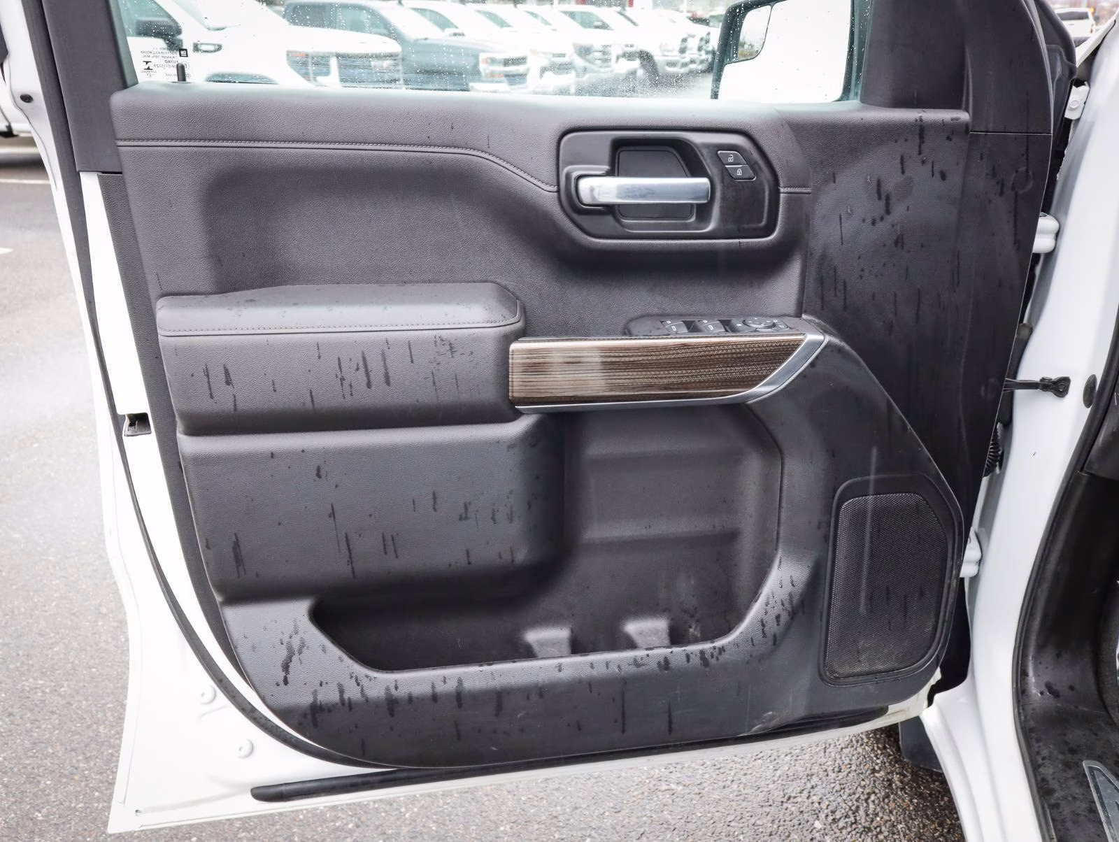 2021 Summit White Chevrolet Silverado 1500 LT 4X4 Truck