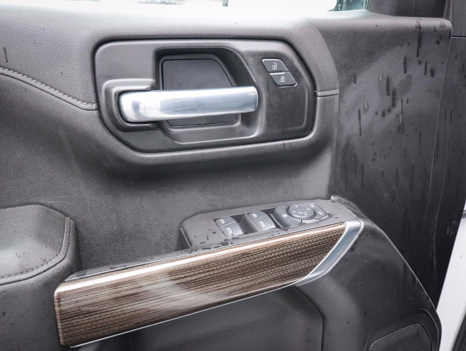 2021 Summit White Chevrolet Silverado 1500 LT 4X4 Truck