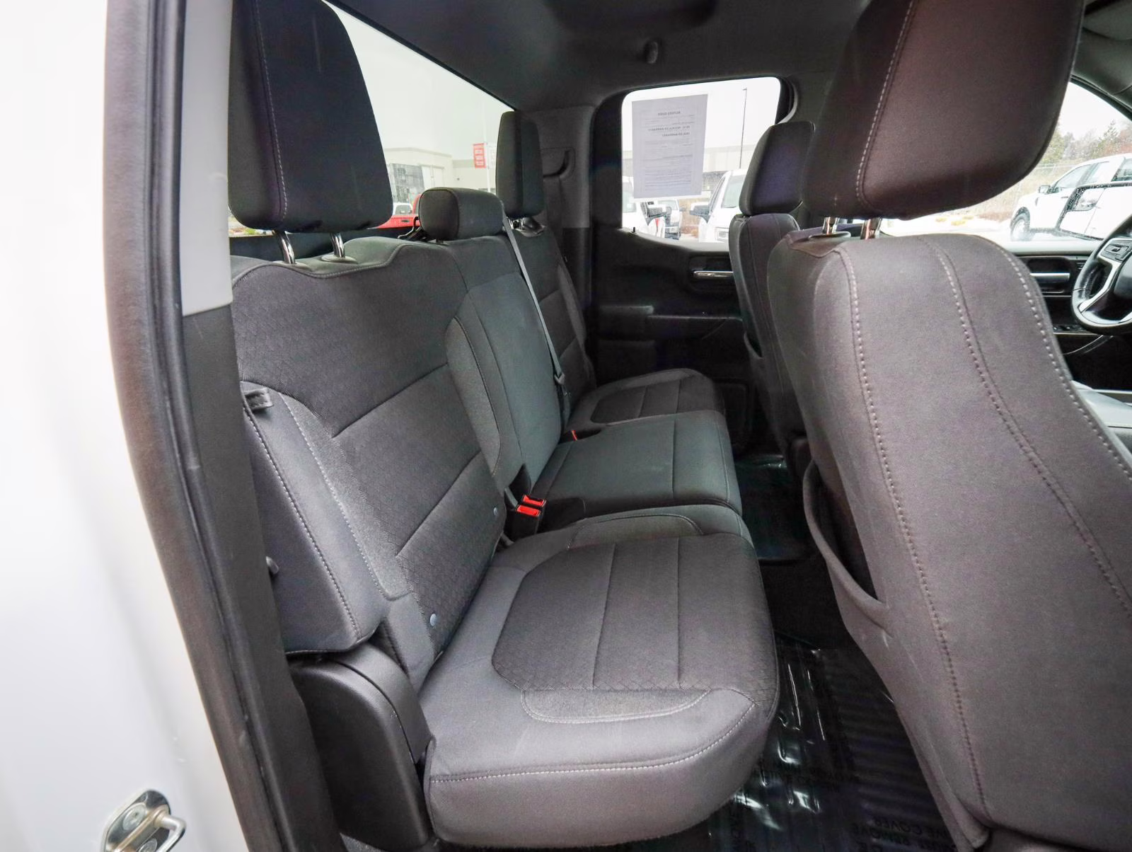 2021 Summit White Chevrolet Silverado 1500 LT 4X4 Truck