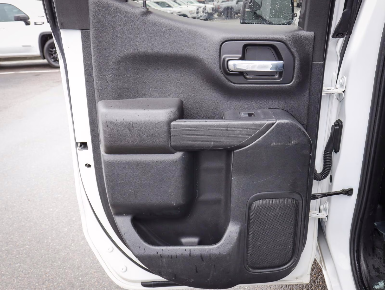 2021 Summit White Chevrolet Silverado 1500 LT 4X4 Truck