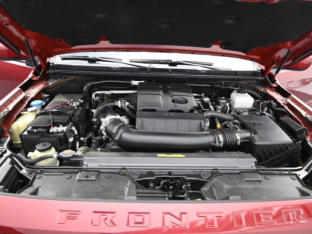 2024 Cardinal Red Metallic Tricoat Nissan Frontier SL RWD Truck