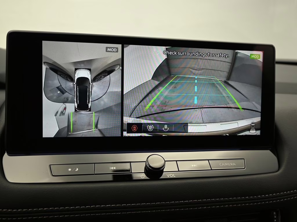 2026 Champagne Silver Metallic Nissan Rogue Platinum AWD SUV