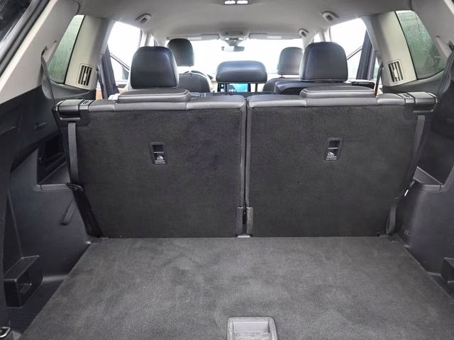 2025 Gray Volkswagen Atlas 2.0T SE w/Technology FWD SUV