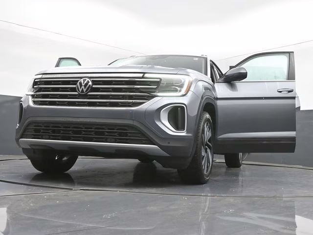 2025 Gray Volkswagen Atlas 2.0T SE w/Technology FWD SUV