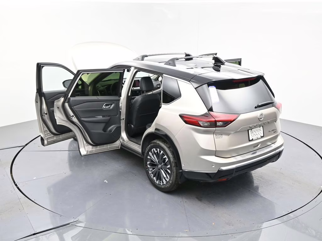 2026 Champagne Silver Metallic Nissan Rogue Platinum AWD SUV