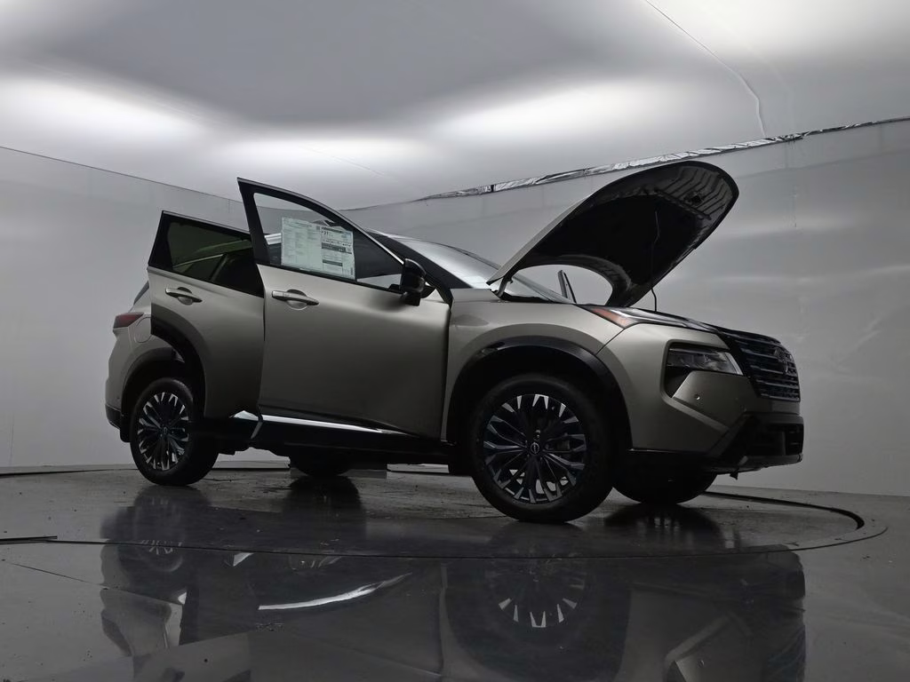 2026 Champagne Silver Metallic Nissan Rogue Platinum AWD SUV