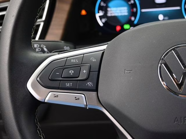 2025 Gray Volkswagen Atlas 2.0T SE w/Technology FWD SUV