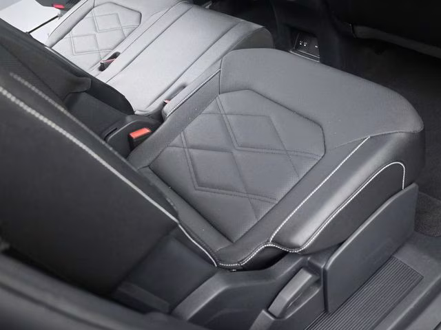 2025 Gray Volkswagen Atlas 2.0T SE w/Technology FWD SUV