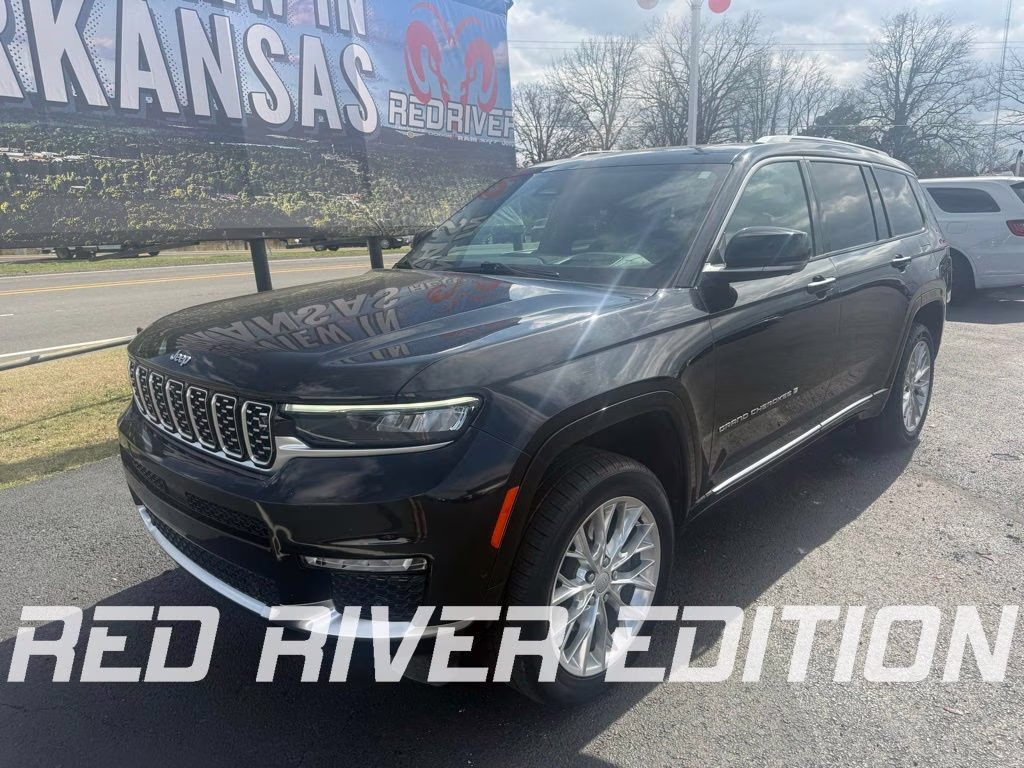 2021 Diamond Black Crystal Pearlcoat Jeep Grand Cherokee L Summit 4X4 SUV
