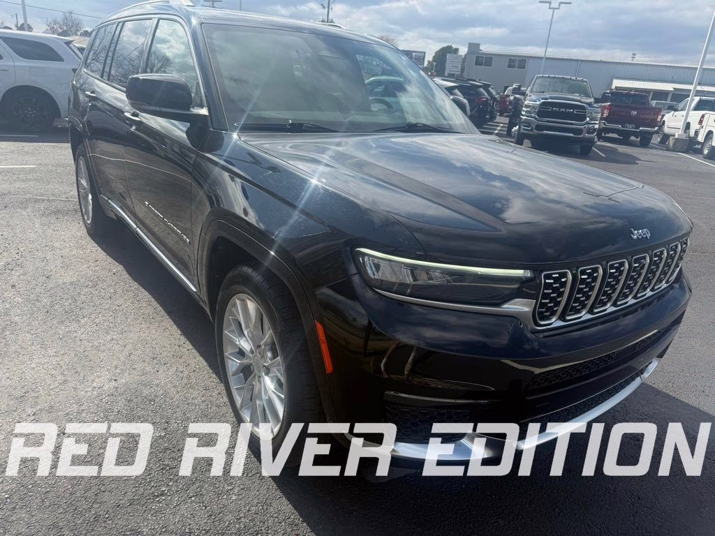 2021 Diamond Black Crystal Pearlcoat Jeep Grand Cherokee L Summit 4X4 SUV