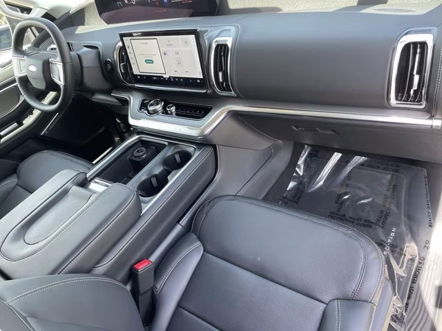 2026 Dark Matter Gray Metallic Ford Expedition Max Platinum 4X4 SUV