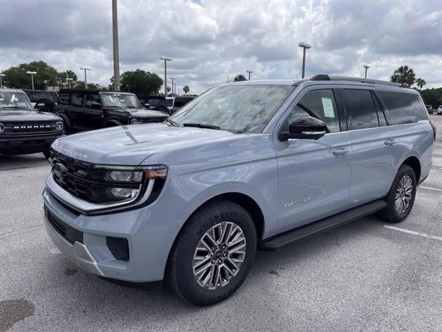 2026 Glacier Gray Metallic Tri-Coat Ford Expedition Max Platinum 4X4 SUV