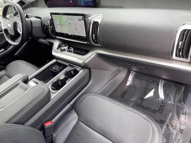 2026 Glacier Gray Metallic Tri-Coat Ford Expedition Max Platinum 4X4 SUV