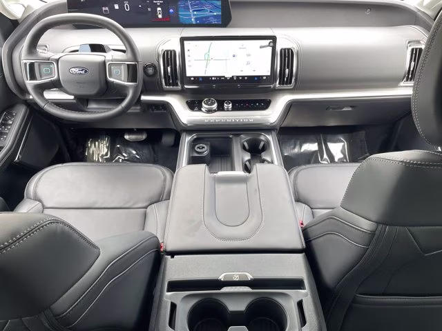 2026 Glacier Gray Metallic Tri-Coat Ford Expedition Max Platinum 4X4 SUV