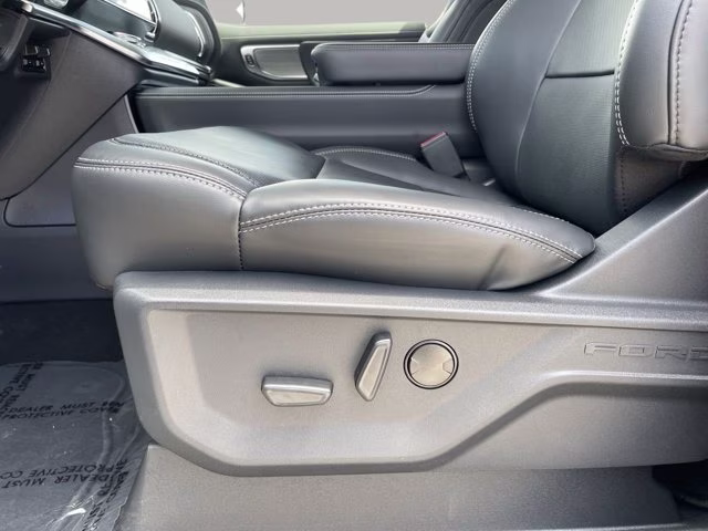 2026 Glacier Gray Metallic Tri-Coat Ford Expedition Max Platinum 4X4 SUV