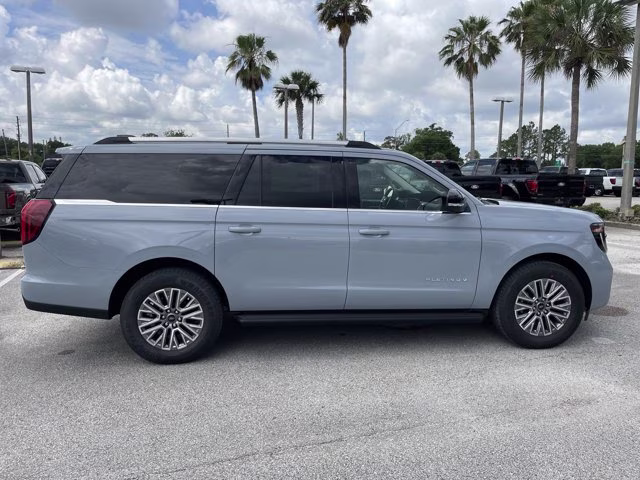 2026 Glacier Gray Metallic Tri-Coat Ford Expedition Max Platinum 4X4 SUV