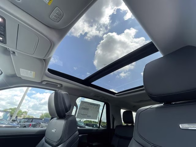 2026 Glacier Gray Metallic Tri-Coat Ford Expedition Max Platinum 4X4 SUV
