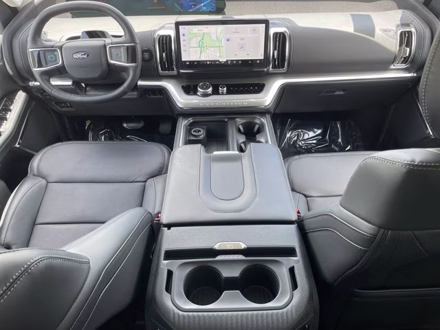 2026 Glacier Gray Metallic Tri-Coat Ford Expedition Max Platinum 4X4 SUV
