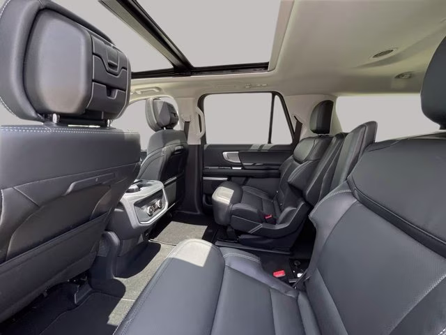 2026 Glacier Gray Metallic Tri-Coat Ford Expedition Max Platinum 4X4 SUV