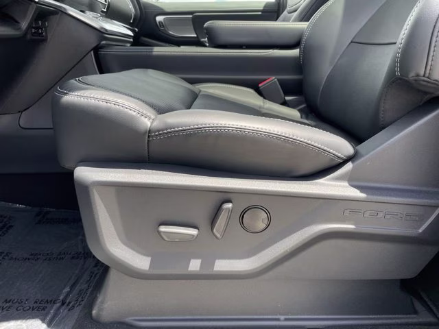 2026 Glacier Gray Metallic Tri-Coat Ford Expedition Max Platinum 4X4 SUV